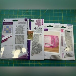 Crafter’s Companion Set of 4 Papercraft Dies